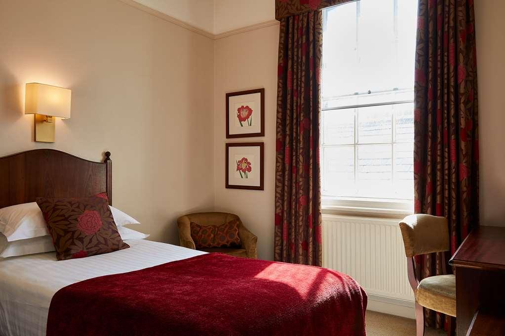 Hotel Macdonald Compleat Angler Marlow  Zimmer foto
