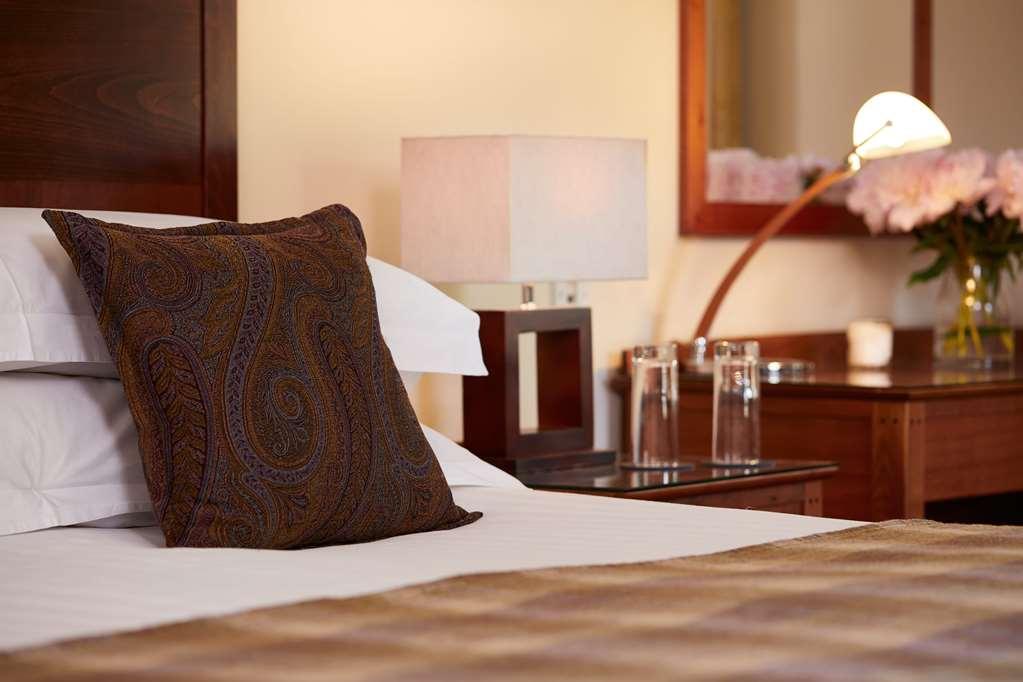 Hotel Macdonald Compleat Angler Marlow  Zimmer foto