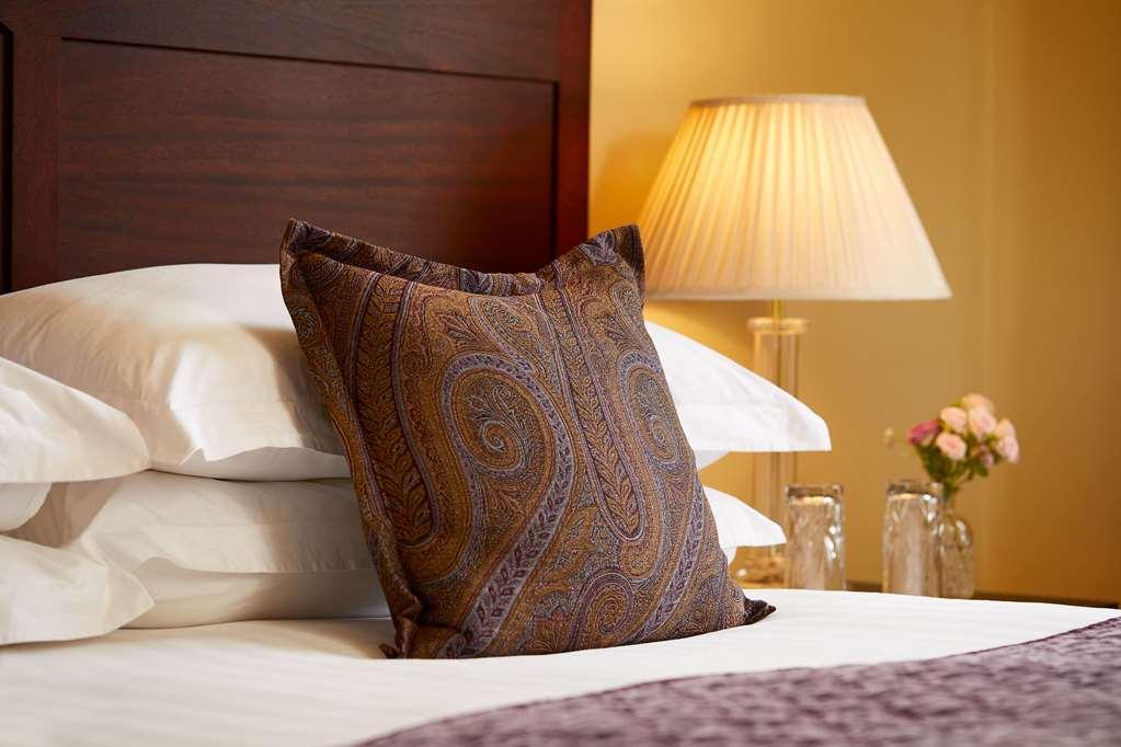 Hotel Macdonald Compleat Angler Marlow  Zimmer foto