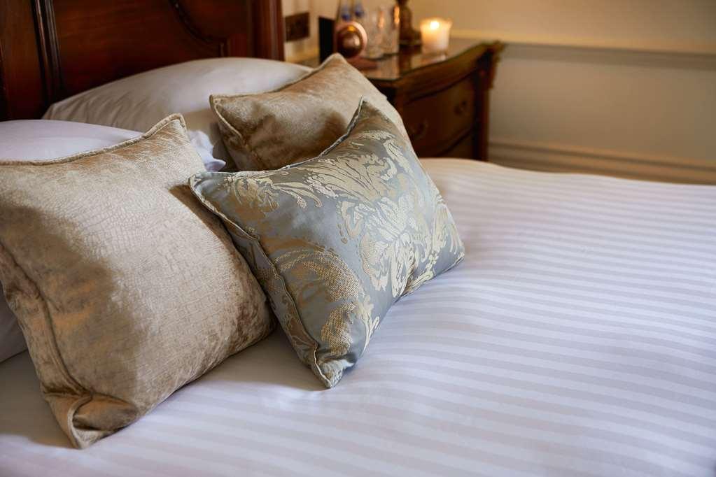 Hotel Macdonald Compleat Angler Marlow  Zimmer foto