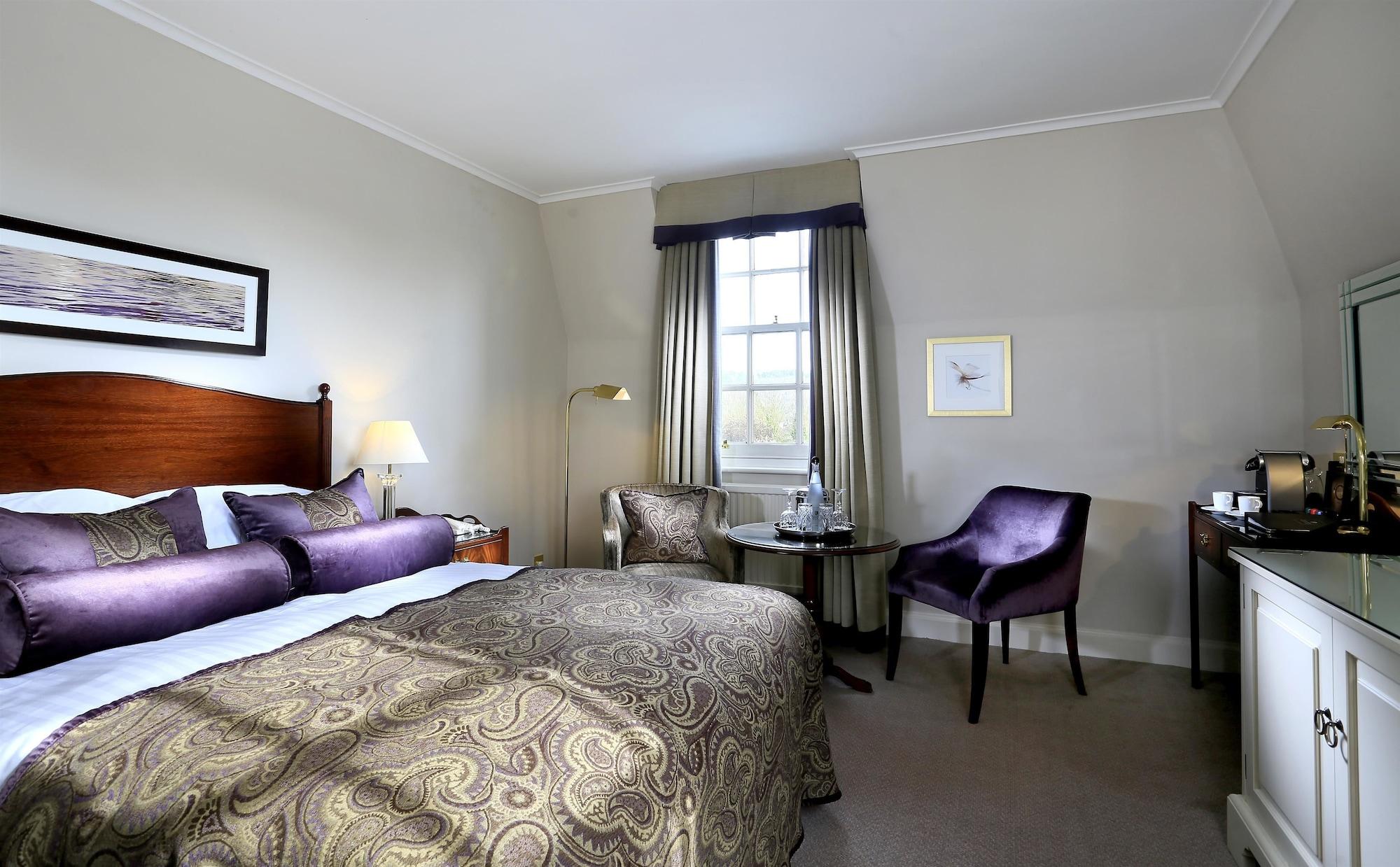 Hotel Macdonald Compleat Angler Marlow  Exterior foto